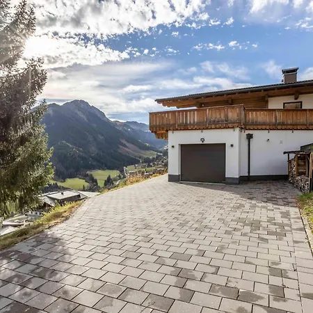 Haus Annet Holiday home *
