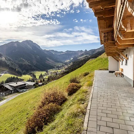 Haus Annet Holiday home *